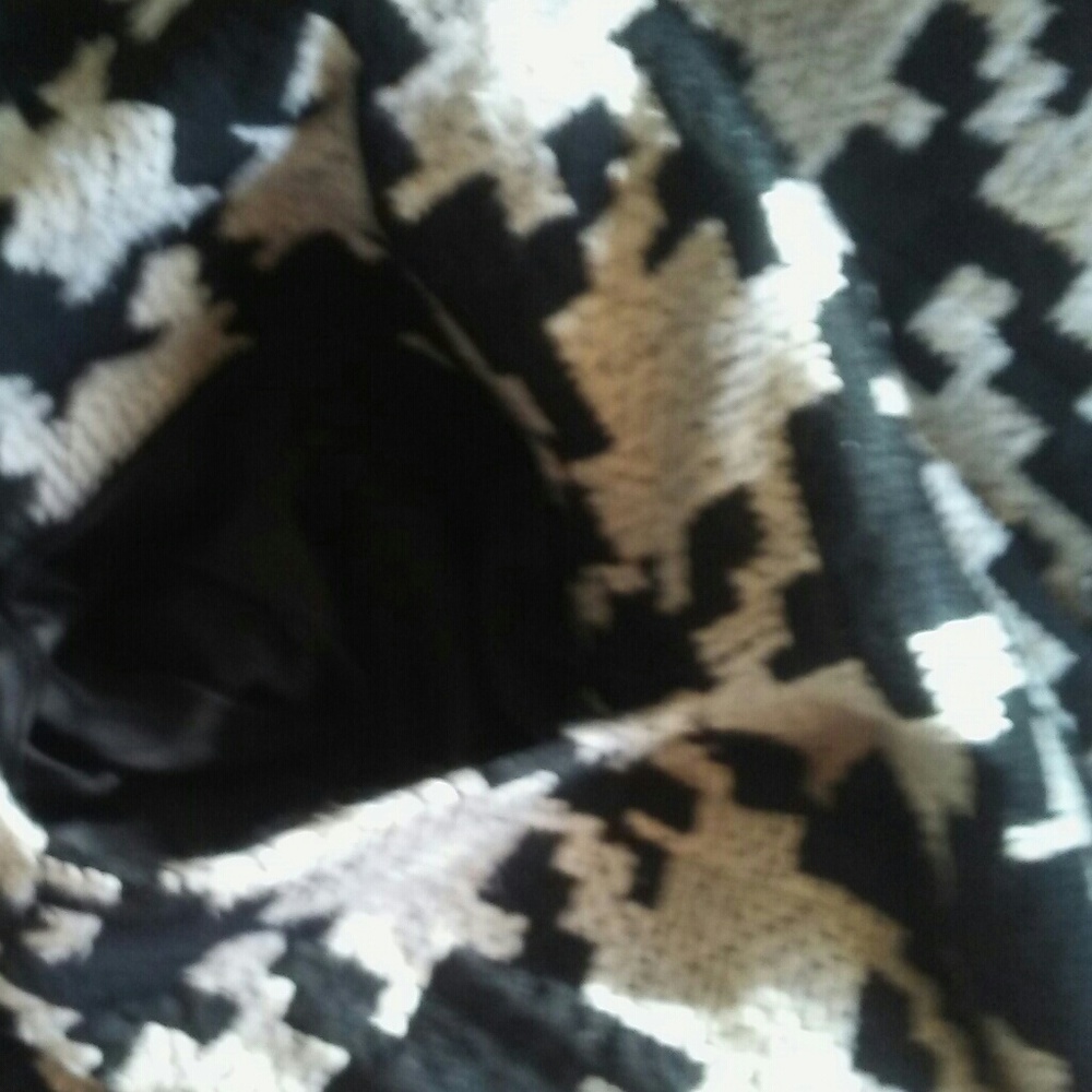 Coat - Picture 4 of 4